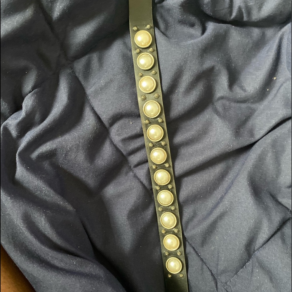 Zara pearl leather choker sold out